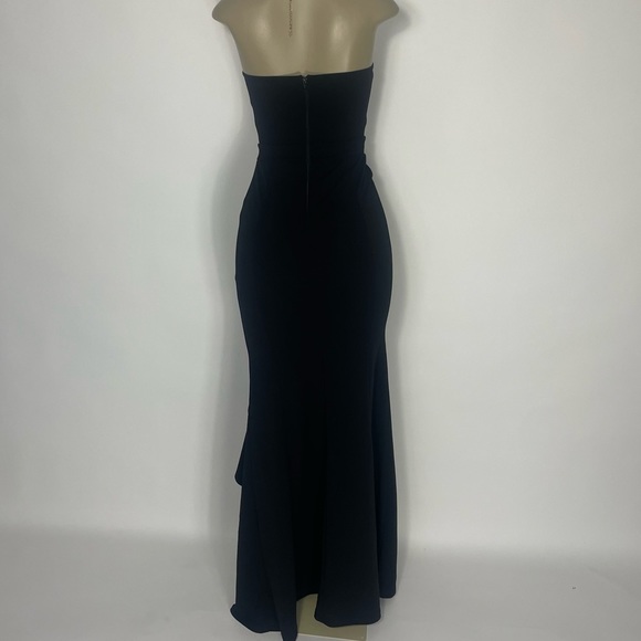 BLACK SWEETHEART GOWN WITH SLIT - Picture 3 of 5